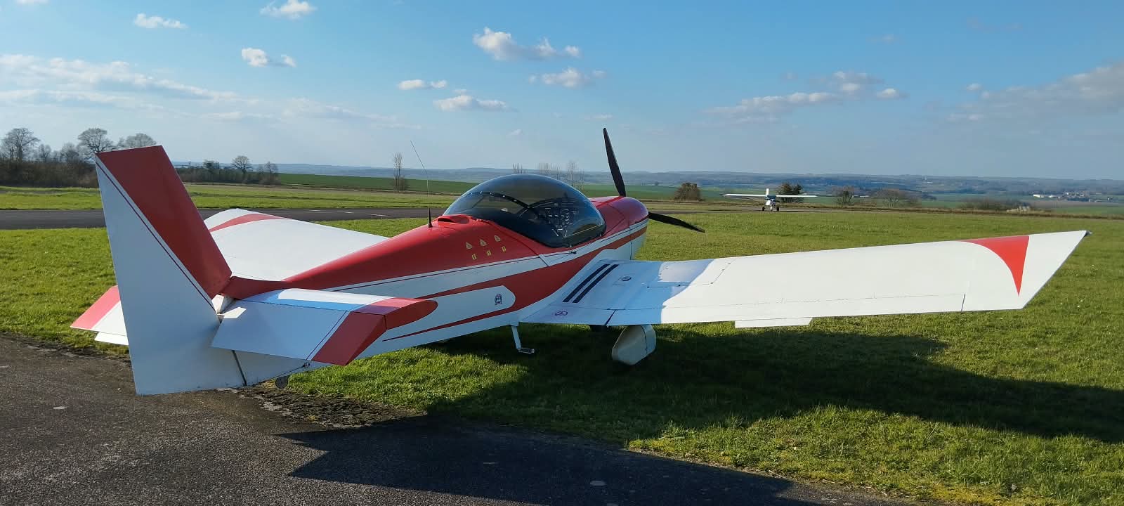 Zenair 601 UL posé à Mortagne-au-Perche